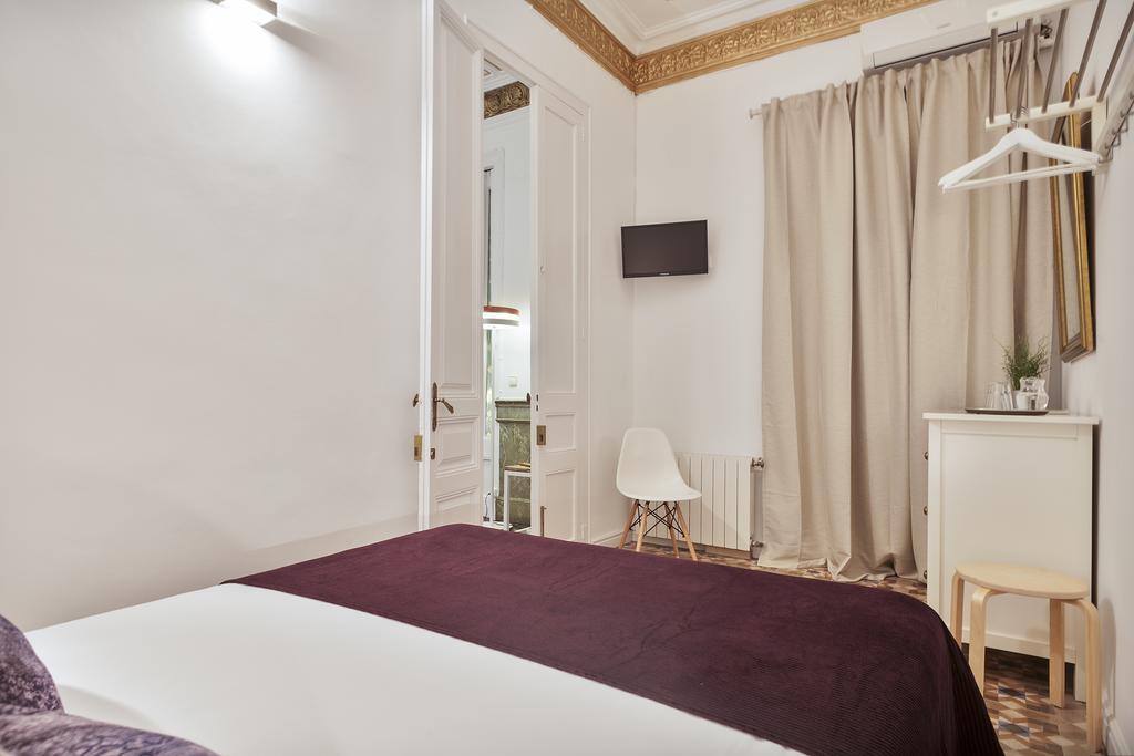 Plaza Catalunya Guest House Барселона Номер фото